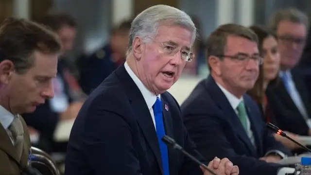 د بریتانیا دفاع وزیر