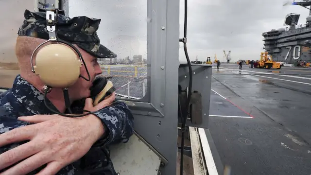 Tàu sân bay USS Carl Vinson