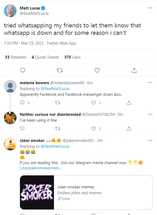 Whatsapp Trending on Twitter