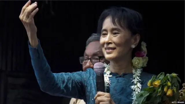 म्यांमार की नेता आंग सान सू ची