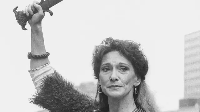 સીયાન ફિલિપની તસવીર