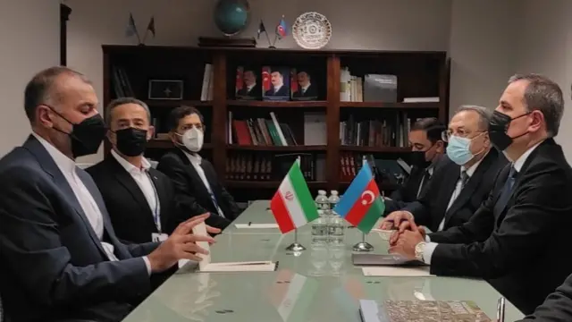 İranın xarici işlər naziri Hüseyn Əmir Abdullahian və Azərbaycanın xarici işlər naziri Ceyhun Bayramovun görüşü