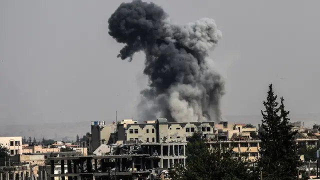 রাকায় আমেরিকান ব্যাপক বোমাবর্ষণ করেছে