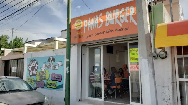Fachada de Panas Burguer
