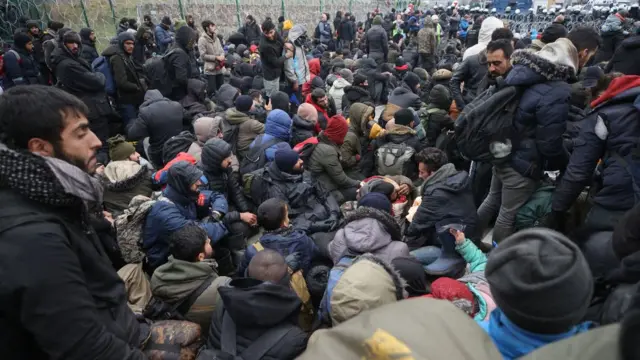 Беженцы у польско-белорусской границы