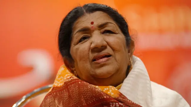 लता मंगेशकर