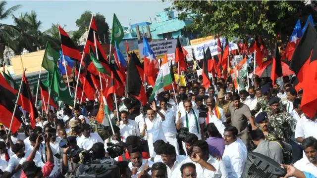 ஸ்டாலின்