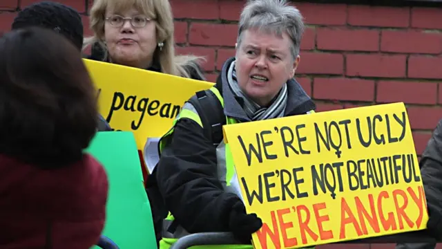 مس ورلڈ مقابلے کے خلاف 2011 میں احتجاج