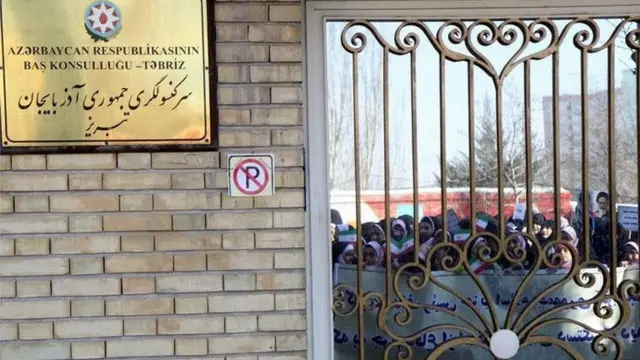 جمهوری آذربایجان در تبریز سرکنسولگری دارد