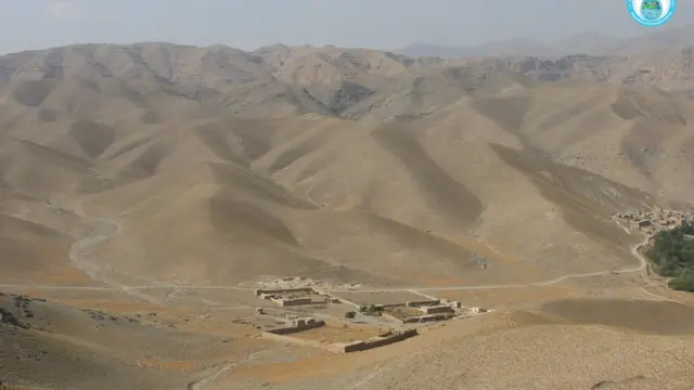 شاتوت بند للندر غرونو کې جوړېږي.