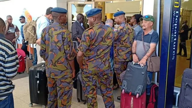 Ilikuwa afueni kwa baadhi yao baada ya wanajeshi wa anga wa KDF kuletwa ili kusaidia katika ukaguzi.