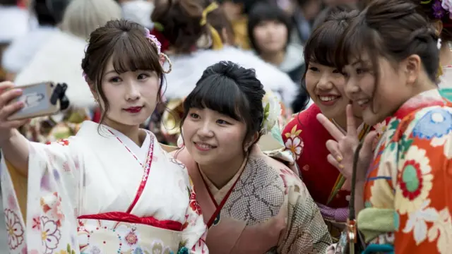 પ્રતીકાત્મક તસવીર