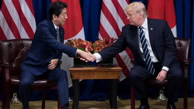 డొనాల్డ్ ట్రంప్- షింజో అబే