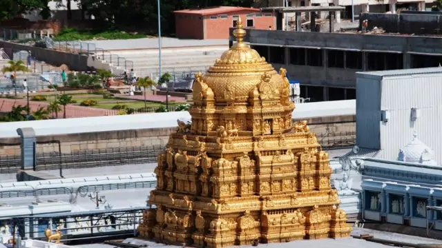 காய்ச்சல் இருக்கிறதா? - "திருமலைக்கு வராதீர்கள்": திருப்பதி தேவஸ்தான அதிகாரி