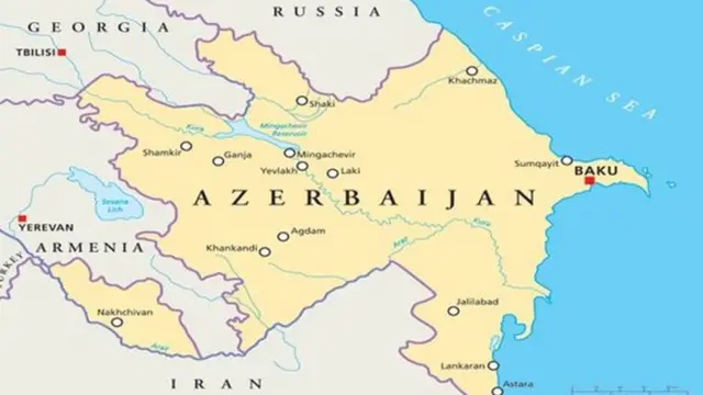 ترکی، ایران اور آرمینیا میں گھرا ہو یہ علاقہ جو کہ اصل میں آذربائیجان کا علاقہ ہے۔ نخجوان دنیا کا سب سے بڑا خشک زمین میں گھرا ہوا ایک بیرون ملک خطہ ہے