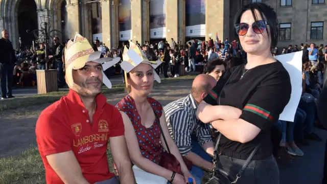 Участники протестов в Ереване