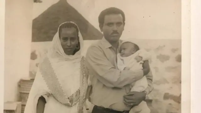 መምህር መድህን ምስ ዓል ቤተን