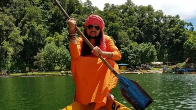 ஆனந்த் கிரி