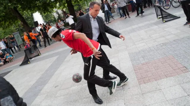 Игра в футбол