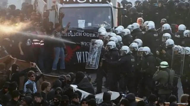 जी20 के ख़िलाफ़ जर्मनी में विरोध-प्रदर्शन