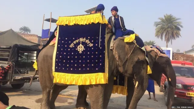 ਸਾਹਿਬੇ-ਕਮਾਲ ਸਰਬੰਸਦਾਨੀ ਸ੍ਰੀ ਗੁਰੂ ਗੋਬਿੰਦ ਸਿੰਘ ਜੀ ਦੇ 351ਵੇਂ ਪ੍ਰਕਾਸ਼ ਦਿਹਾੜੇ ਨੂੰ ਸਮਰਪਿਤ ਨਗਰ ਕੀਰਤਨ