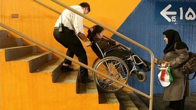 هزاران پرنده آبی پیام رسان مشکلات معلولان