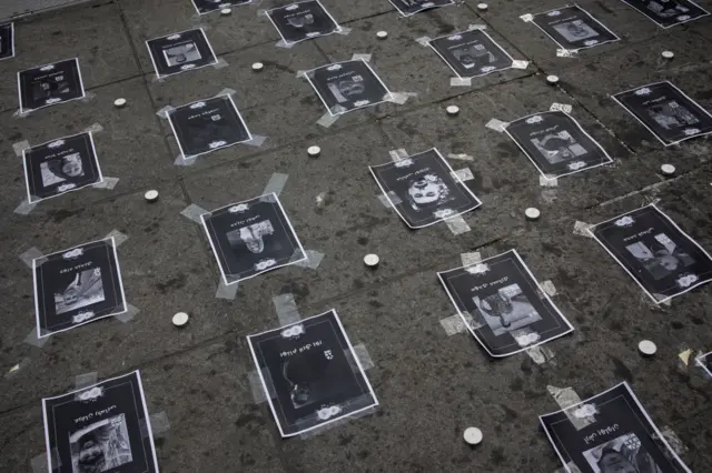 اگرچه آمار دقیق کشته‌شدگان هنوز روشن نیست، اما سازمان حقوق بشر ایران می‌گوید که توانسته کشته‌شدن دستکم ۴۶۹ نفر را در این مدت تایید کند