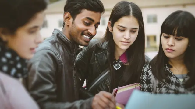 வெளிநாட்டு கல்வி