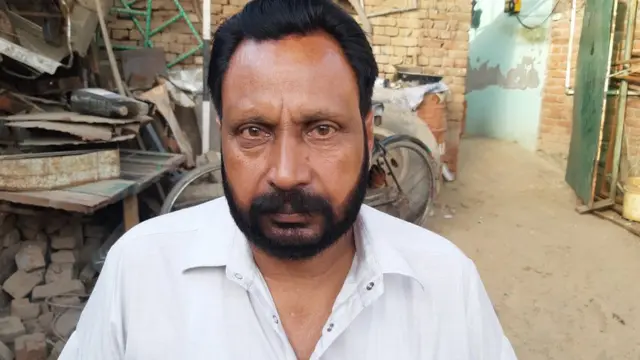 ਬਲਵਿੰਦਰ ਸਿੰਘ ਮੁਤਾਬਕ ਟਰੱਕ ਯੂਨੀਅਨਾਂ ਟੁੱਟਣ ਦੀ ਸਭ ਤੋਂ ਵੱਧ ਮਾਰ ਛੋਟੇ ਟਰੱਕ ਓਪਰੇਟਰਾਂ ਨੂੰ ਪਈ ਹੈ।