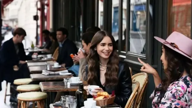 еміліл в парижі