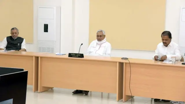 नीतीश कुमार