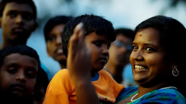 'வாசி' வானதி: வனம் சுமக்கும் ஒரு பறவை #iamthechange