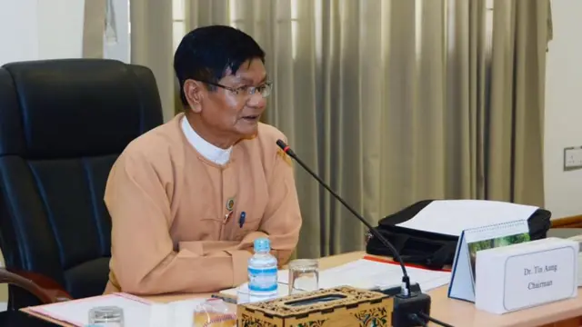 ဒေါက်တာတင်အောင် (ဥက္ကဋ္ဌ၊ ပြည်သူ့လွှတ်တော်ပညာရေးမြှင့်တင်မှုကော်မတီ)