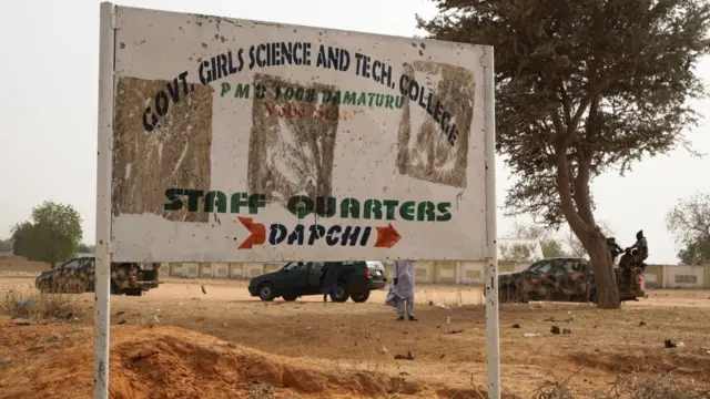 Patako atọna ileewe Government Girls science and tech. college Dapchi