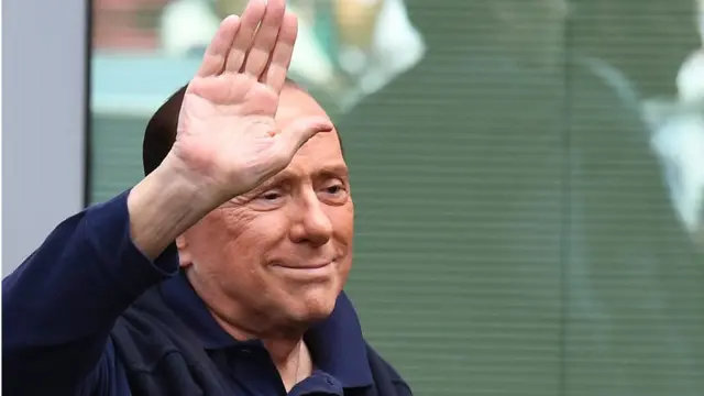 Eski İtalya Başbakanı Silvio Berlusconi