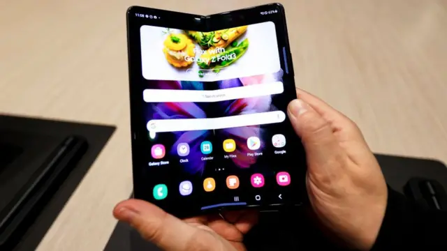 Samsung đang đặt mục tiêu về doanh số dòng điện thoại gập