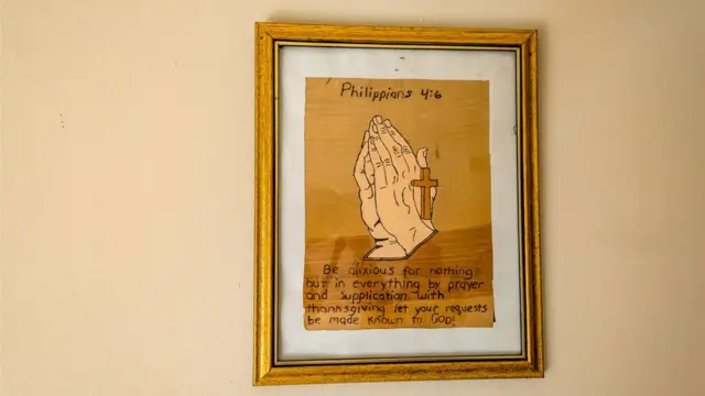 Isanamu iri ku ruhome mu nzu kwa Larry Fardette, Cullman, Alabama