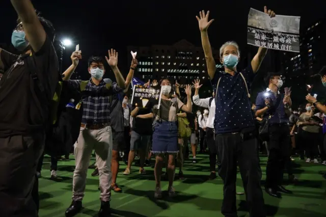 Protesta el 4 de junio de 2020 en Hong Kong por el aniversario de las manifestaciones de Tiananmen en 1989.