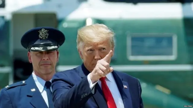 डोनल्ड ट्रंप