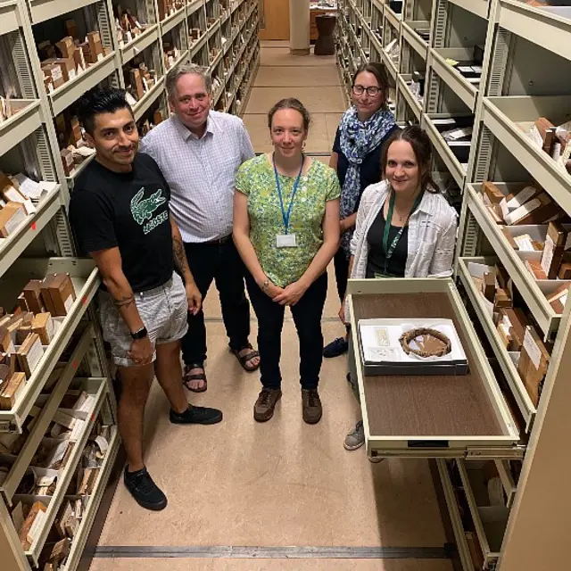 Óscar Pérez Esobar et ses collègues des Jardins botaniques de Londres Mark Nesbitt, Sidonie Bellot, Philippa Ryan et Natalia Przelomska