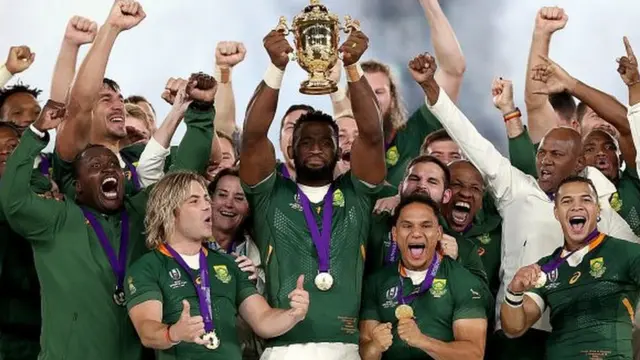 Kolisi lifts the World Cup
