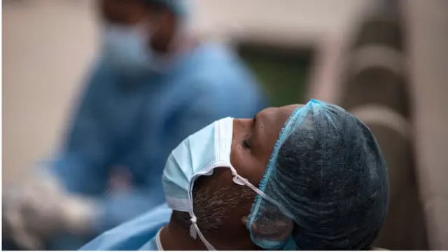 کورونا، انڈیا