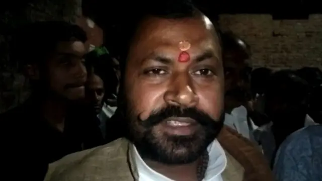 शिकायतकर्ता कल्याण पांडेय
