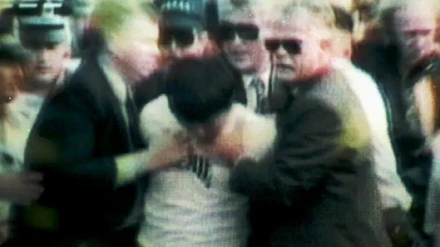 Арест человека, стрелявшего в принца Чарльза в Сиднее