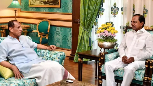 గవర్నరు, కేసీఆర్ భేటీ