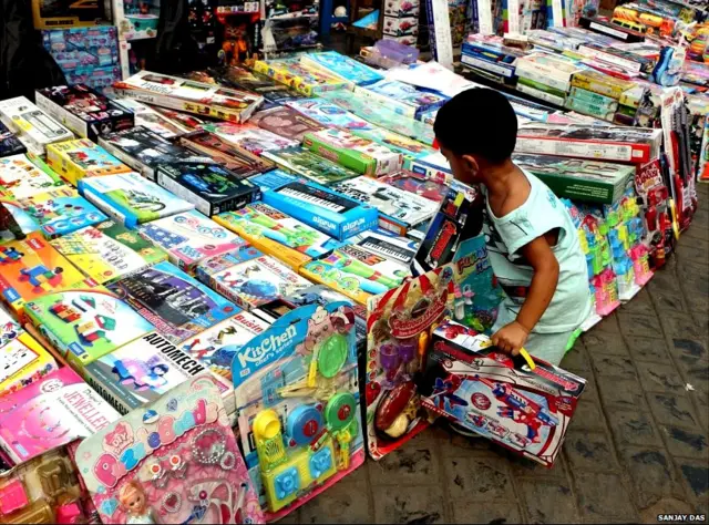 चीनी खिलौनों का बज़ार