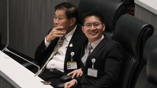 เสรี-เต้