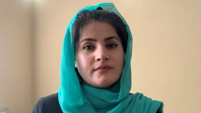 महिला अधिकारकर्मी बसीम