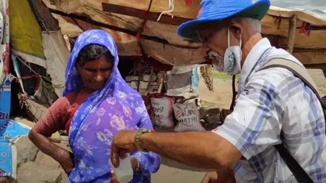 જૂનાગઢના 70 વર્ષીય 'ઑન્લી ઇન્ડિયન' દાદાની કહાણી