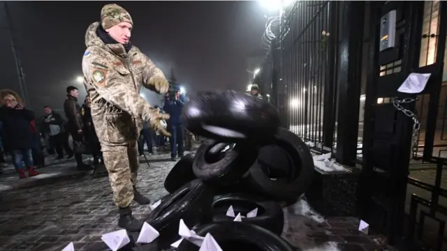 протест у посольства